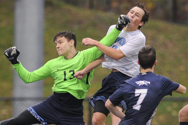 REIGNING DOWN: Eagles erase halftime deficit to top Peabody in D1 North opener